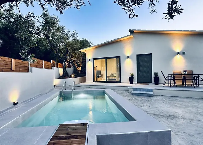 La Casa Di Bei-peaceful And Secluded Retreat With Private Pool- By Mana Gers Vakantiehuis Drakas